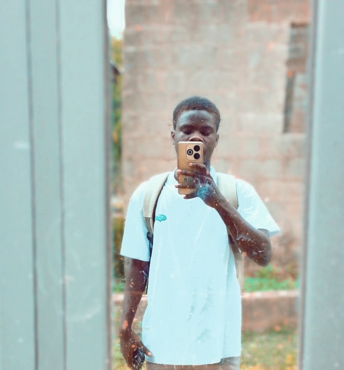 Daniel Taiwo pfp