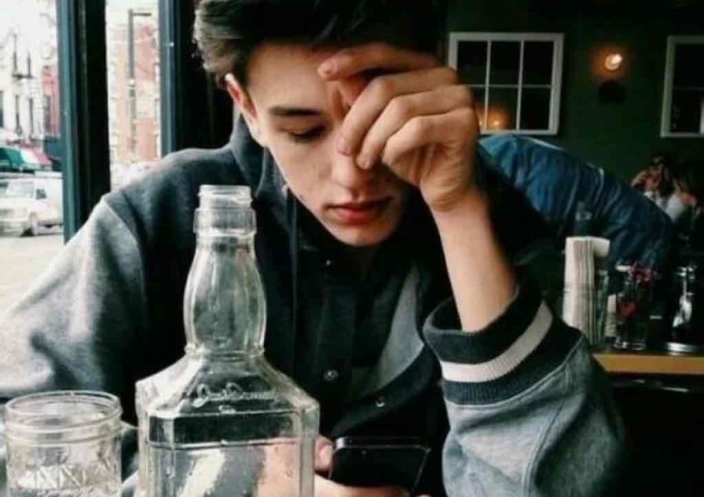 Twilight99  (twilight99) Farcaster social identity (Fname handle) PFP