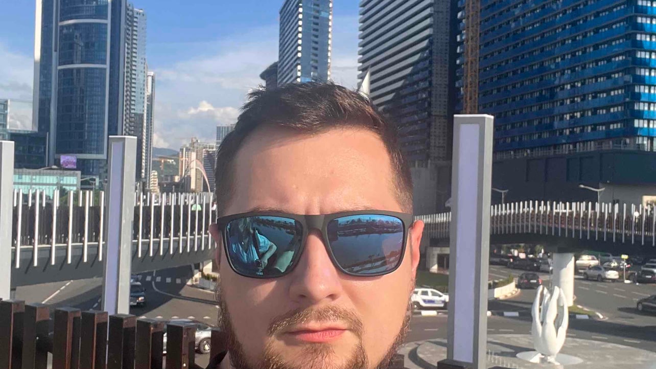 Yury (yurykaizer) Farcaster social identity (Fname handle) PFP