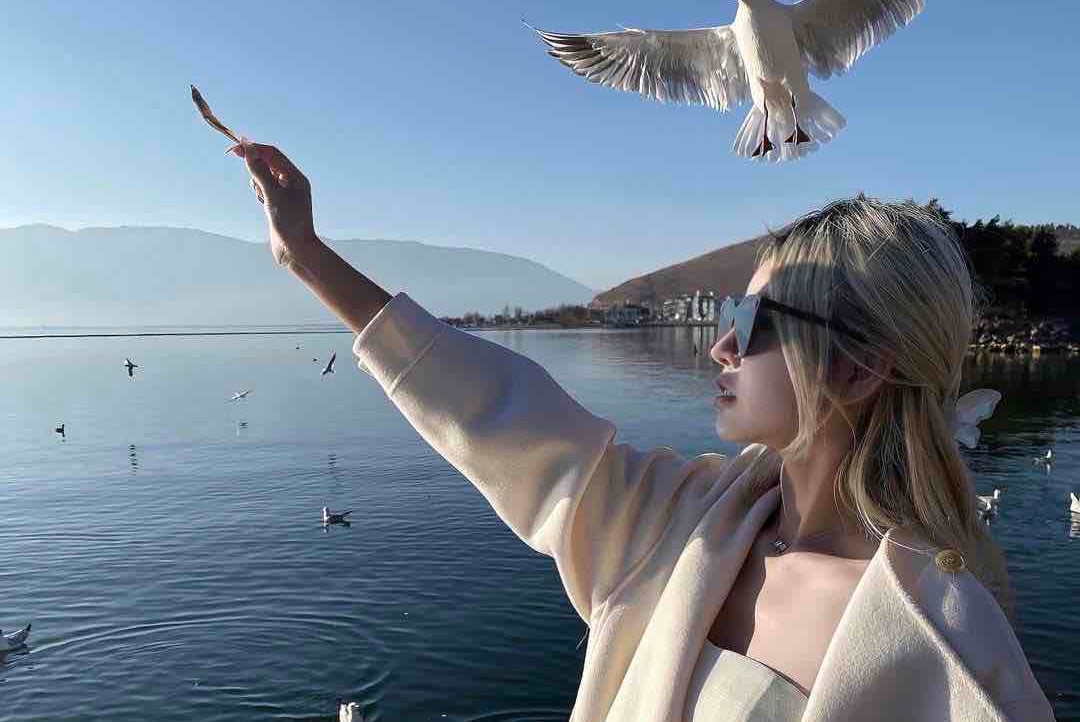 Baiy (baiy) Farcaster social identity (Fname handle) PFP