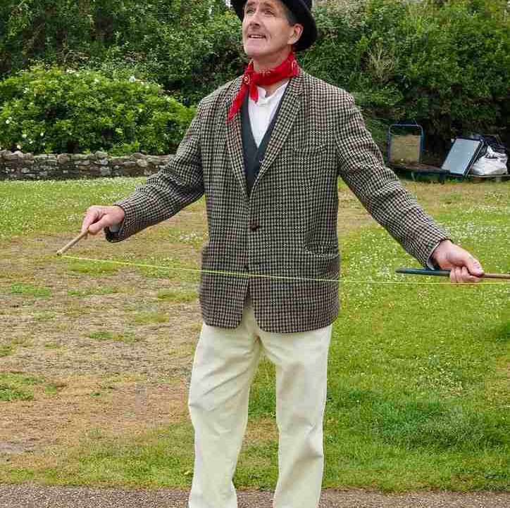 Michael Davies (martinwade) Farcaster social identity (Fname handle) PFP