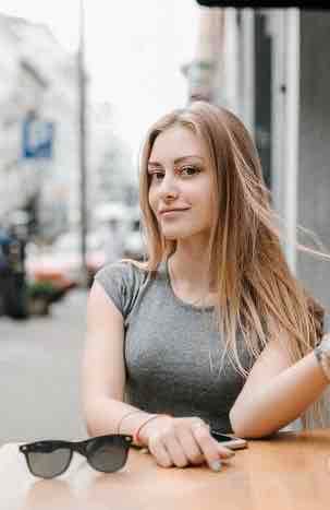 Emily Brown pfp