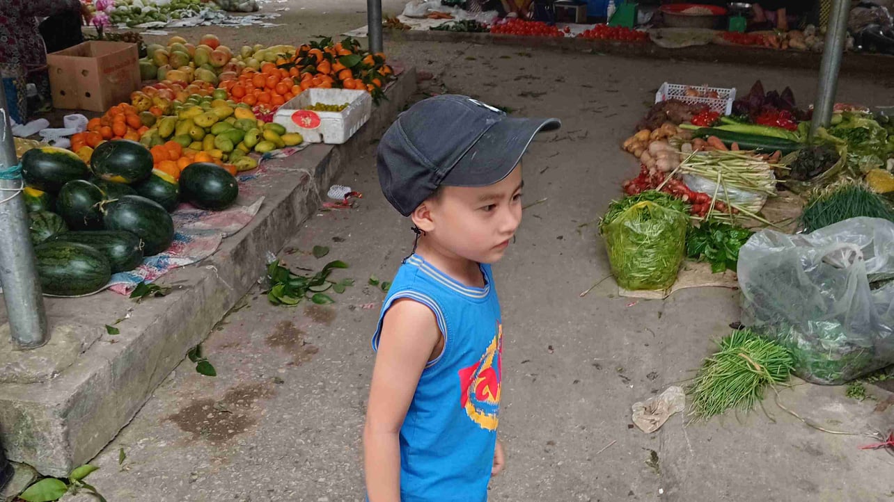 Vuthu Pro (lymitopro) Farcaster social identity (Fname handle) PFP