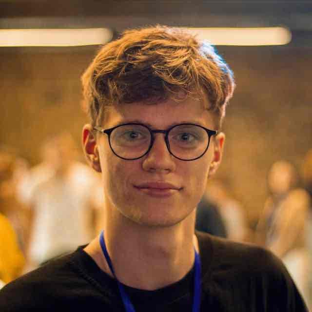 Dmitriy (dmitriywoof) Farcaster social identity (Fname handle) PFP