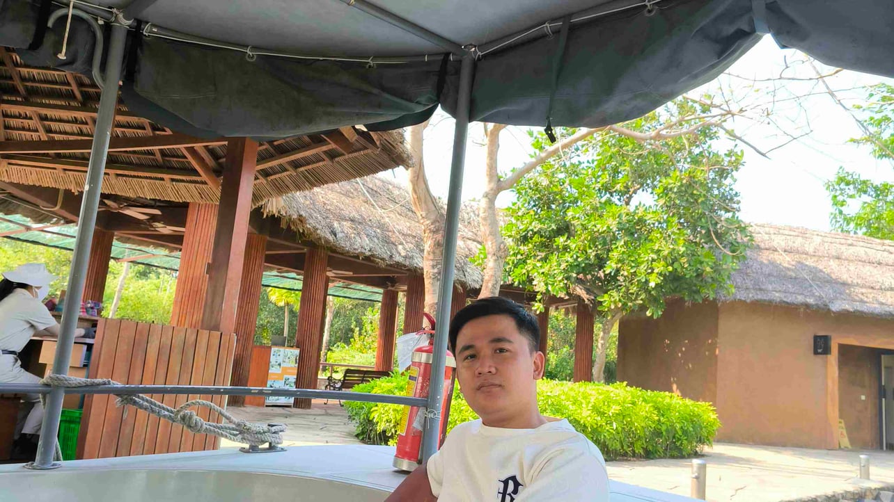 Tran Huu Ha (hoathinhtrungquoc3d.lens) Lens social identity (.lens handle) PFP