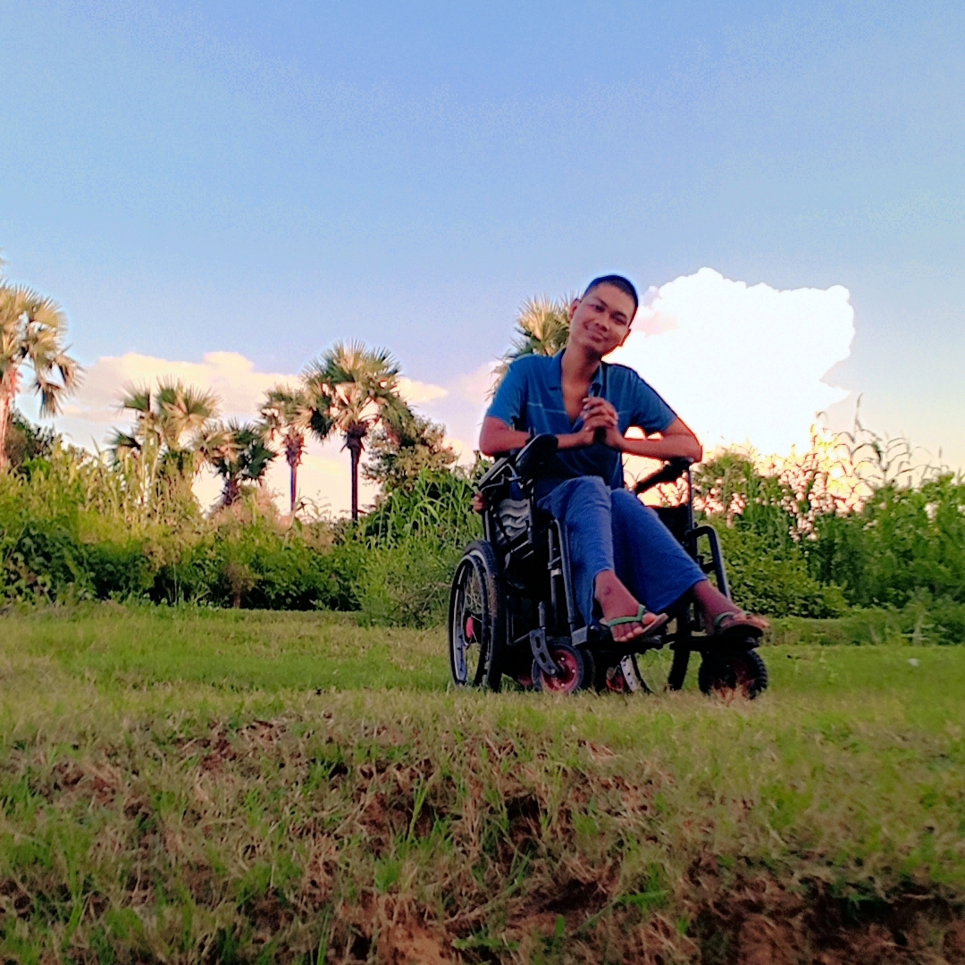 Aung Thaung (aungthaung) Farcaster social identity (Fname handle) PFP