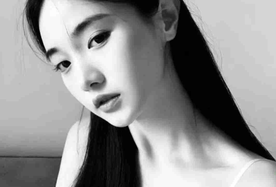 Lilah (lilahe) Farcaster social identity (Fname handle) PFP