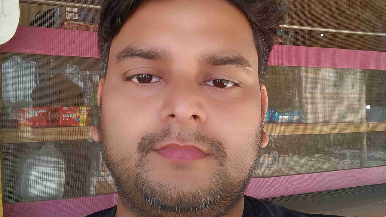Ritesh Tiwari pfp