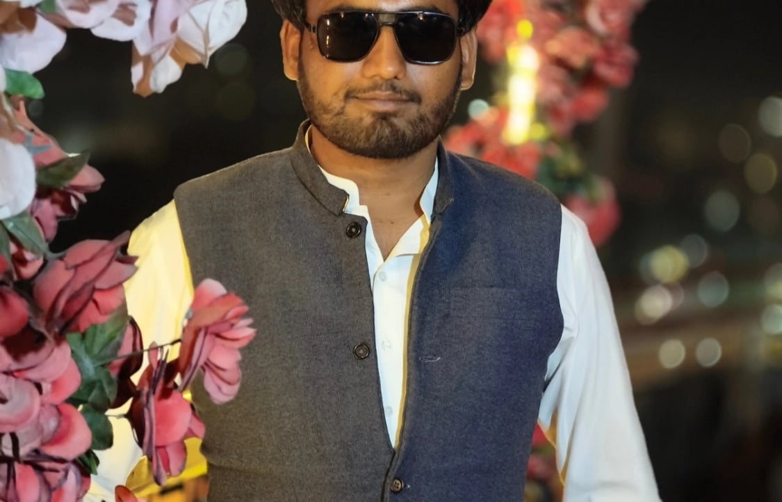 HASSAN RAZA pfp