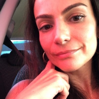 Priscila (priiortega) Farcaster social identity (Fname handle) PFP