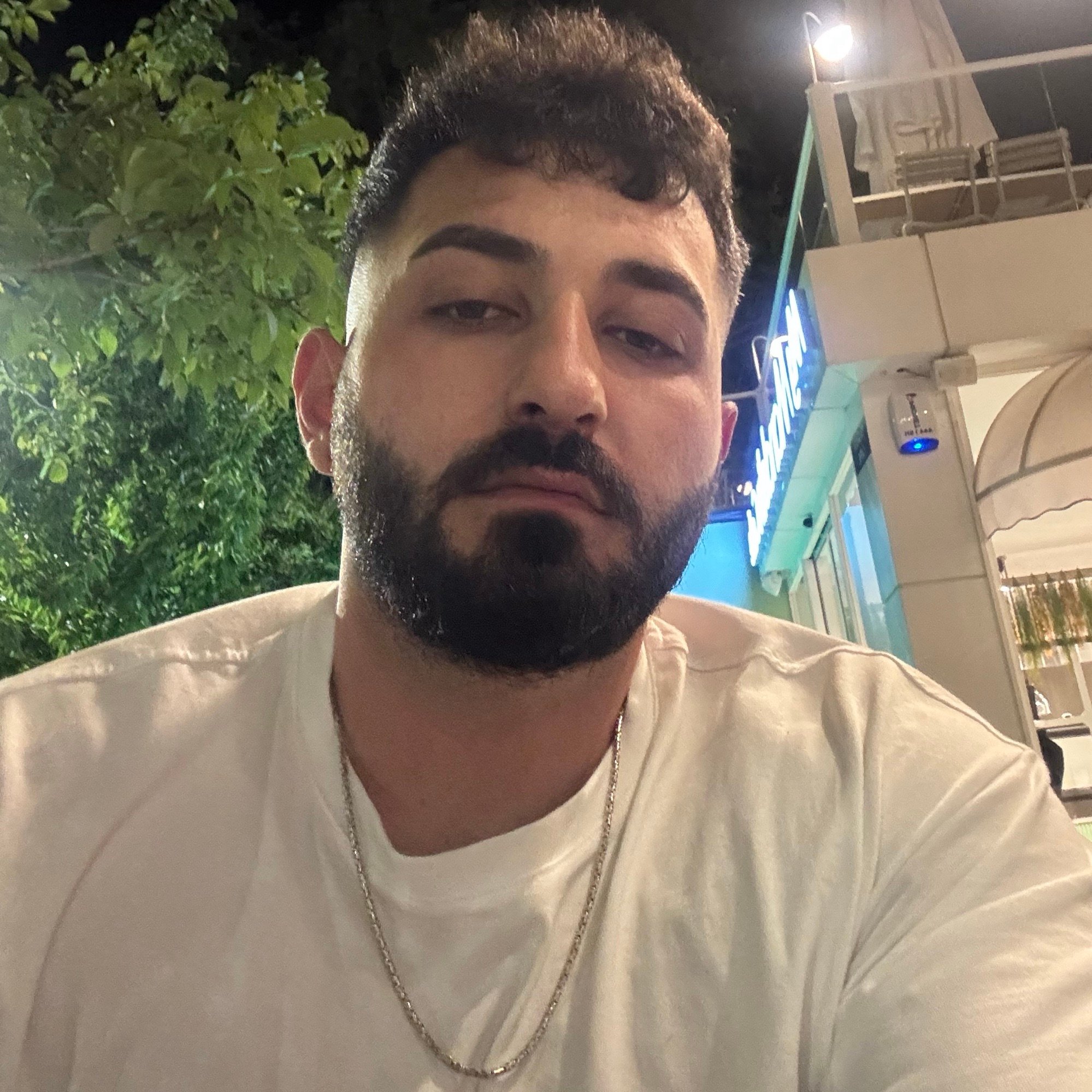 Ayıbatu pfp