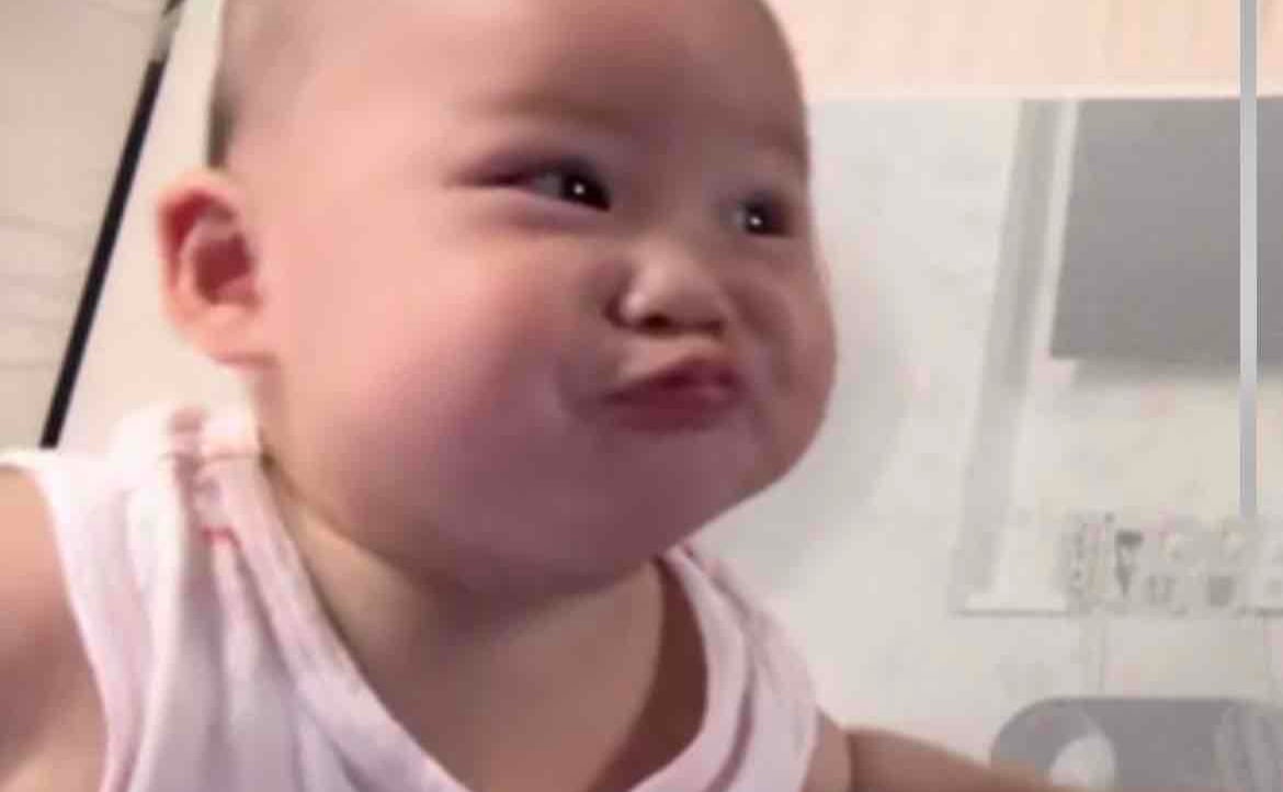 uyen pham pfp