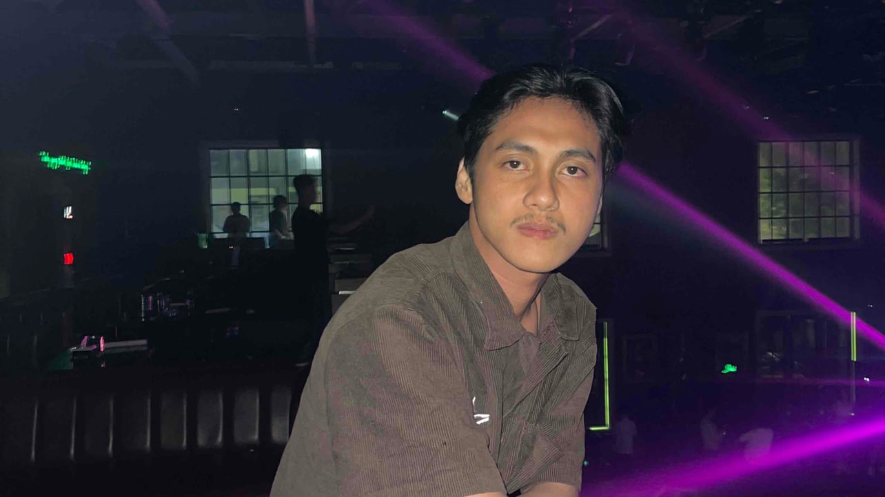 kakebuyut5 Farcaster social identity (Fname handle) PFP