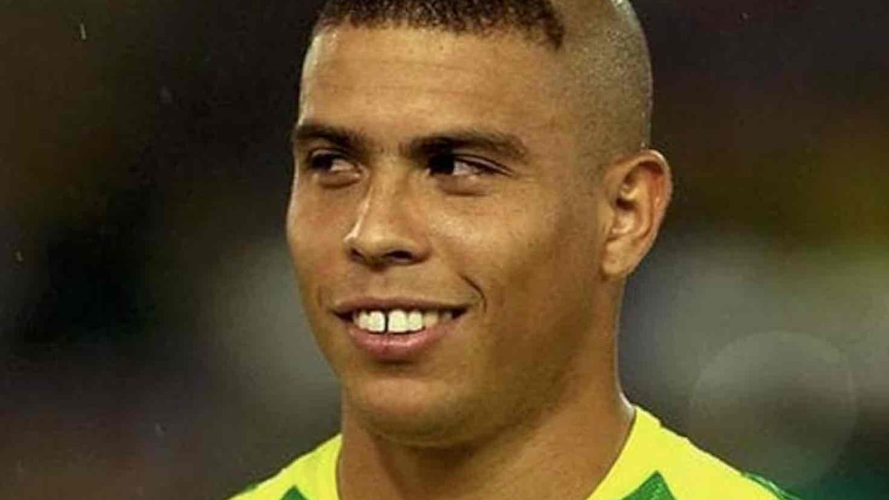 Ronaldo Petrov (ronaldopetrov.lens) Lens social identity (.lens handle) PFP