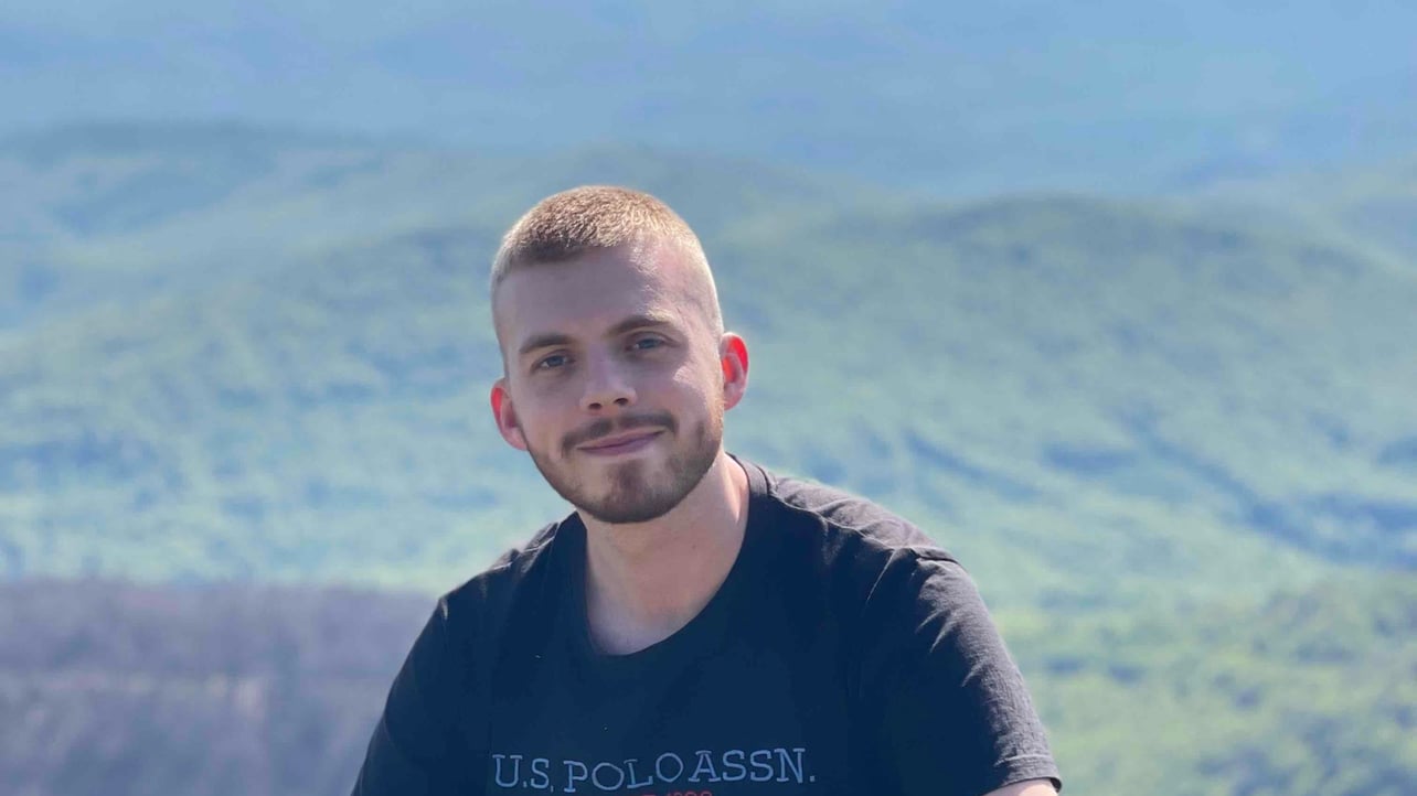 Андрей Петрушин (undre) Farcaster social identity (Fname handle) PFP