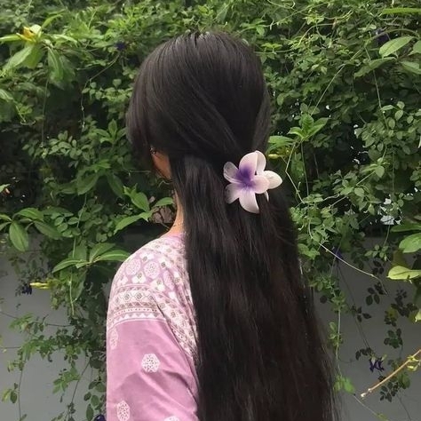 Hania pfp