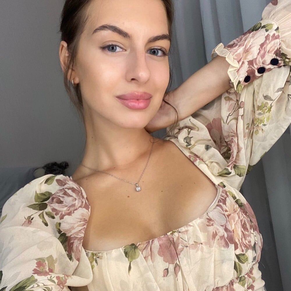 Anna pfp