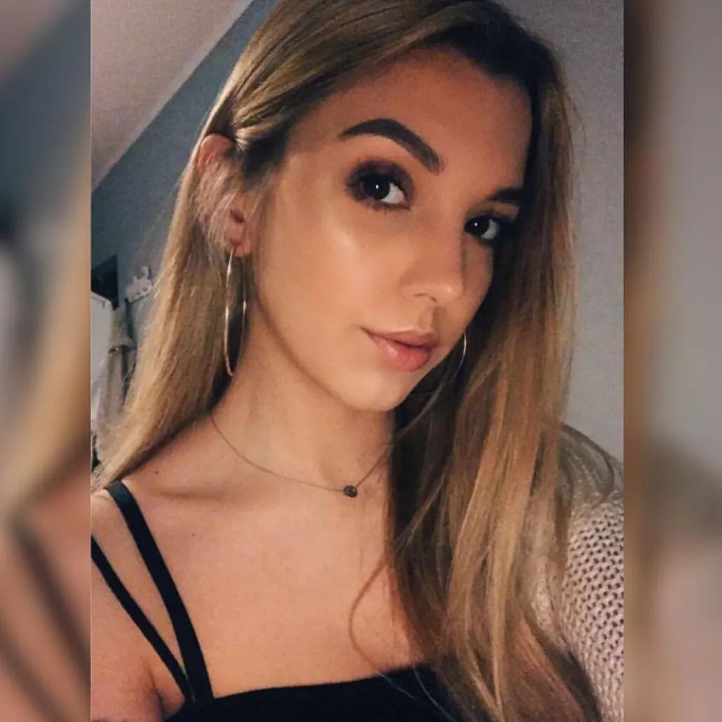 Karina pfp