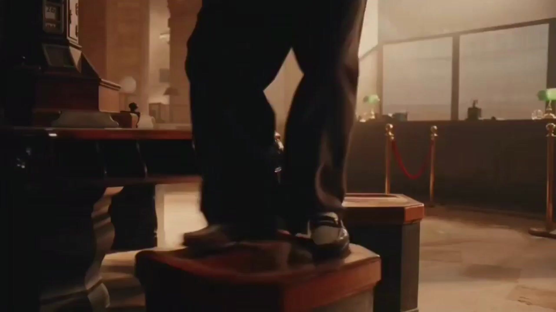 Cast video