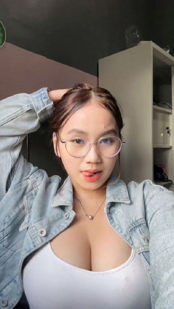 Annabelle f4f pfp