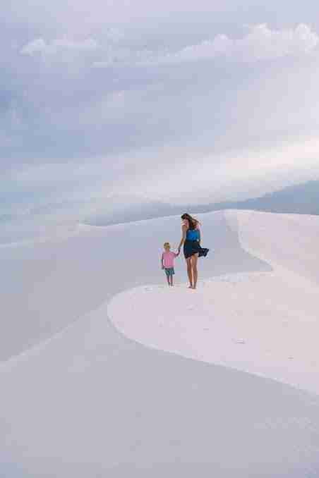 Michalle Shark (whitesand) Farcaster social identity (Fname handle) PFP