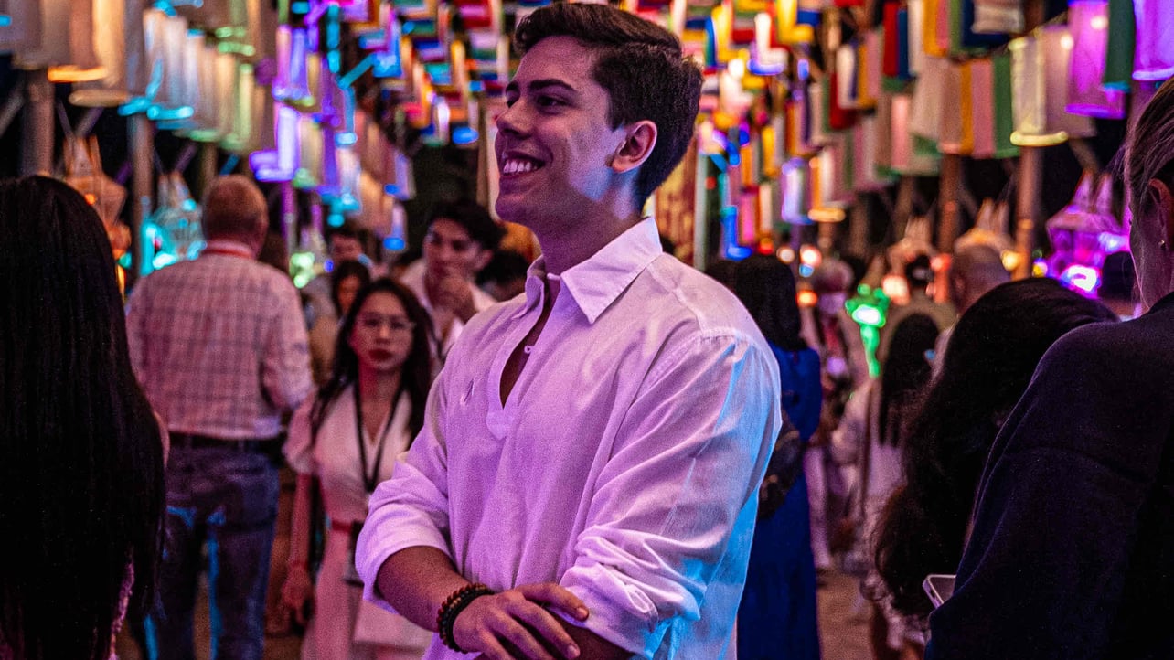Vítor Angonese pfp