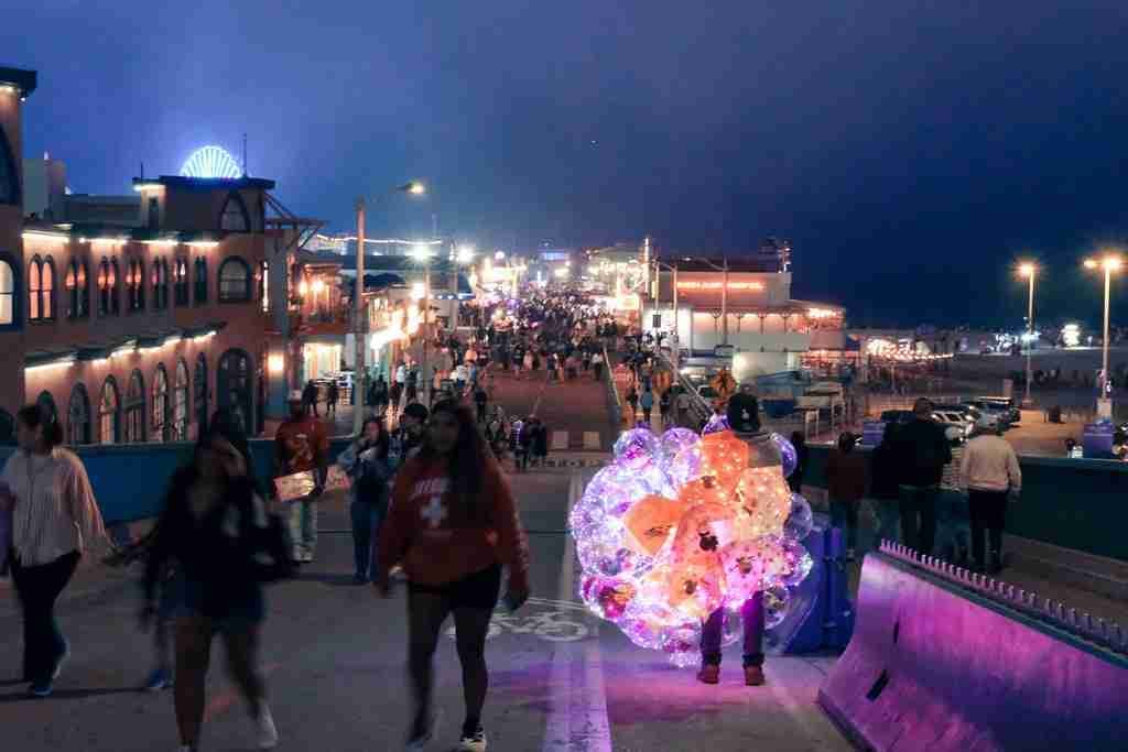 Denis Salmon Le Reynaud (vboutin) Farcaster social identity (Fname handle) PFP