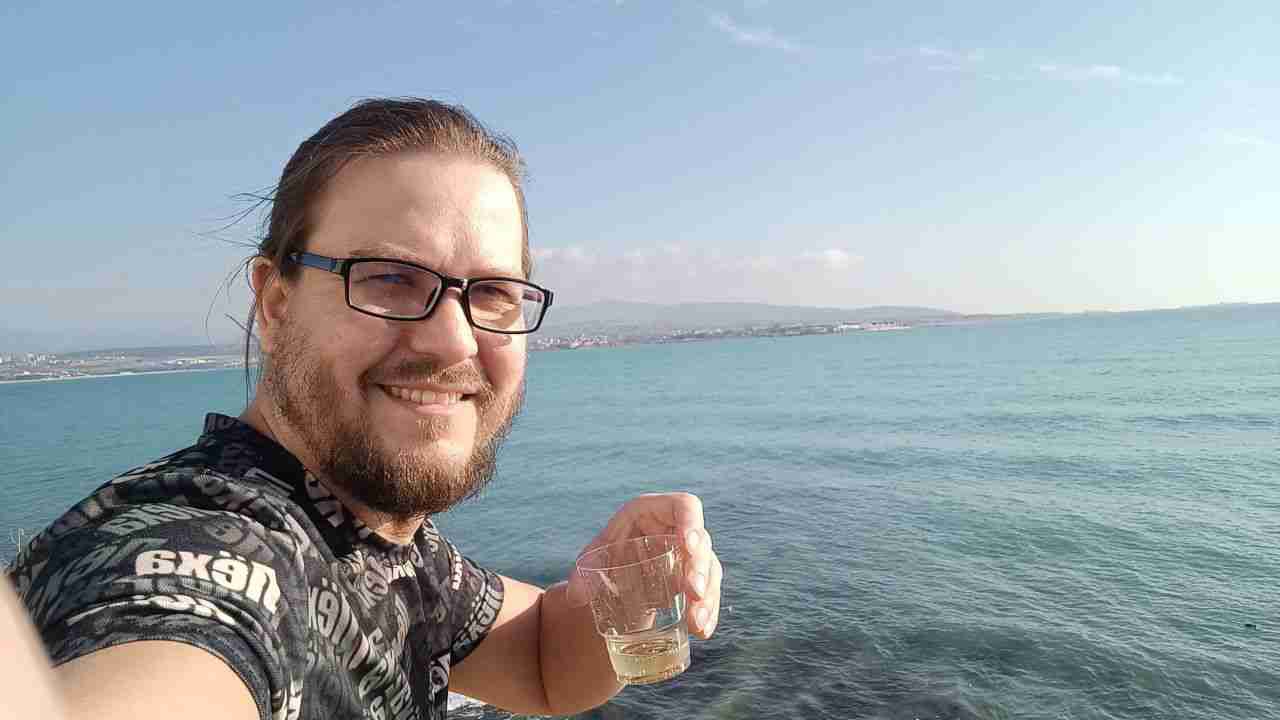 Aleksey (alekseyseer.lens) Lens social identity (.lens handle) PFP