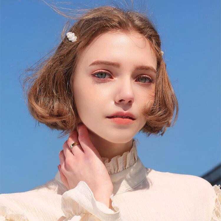 Bre12Emo (bre12emo) Farcaster social identity (Fname handle) PFP