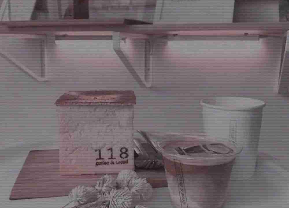 ZaraLambert (zaralambert) Farcaster social identity (Fname handle) PFP