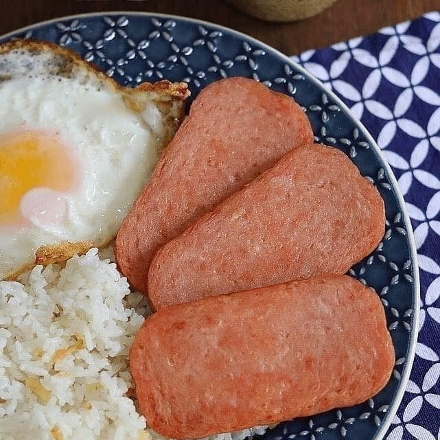 Svaka (rysee32) Farcaster social identity (Fname handle) PFP