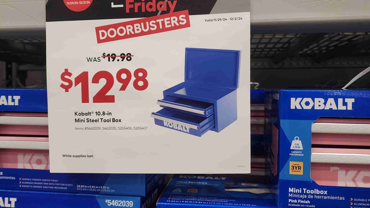 Robert (captrvs) Farcaster social identity (Fname handle) PFP