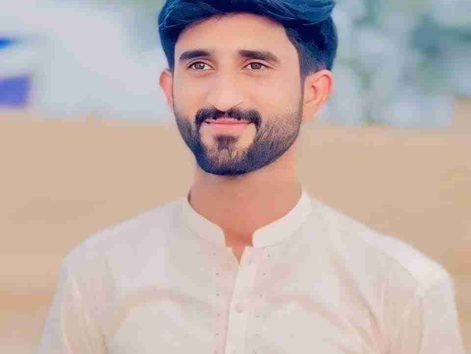 Saqlain Abbas 😊 🎩🎩 pfp