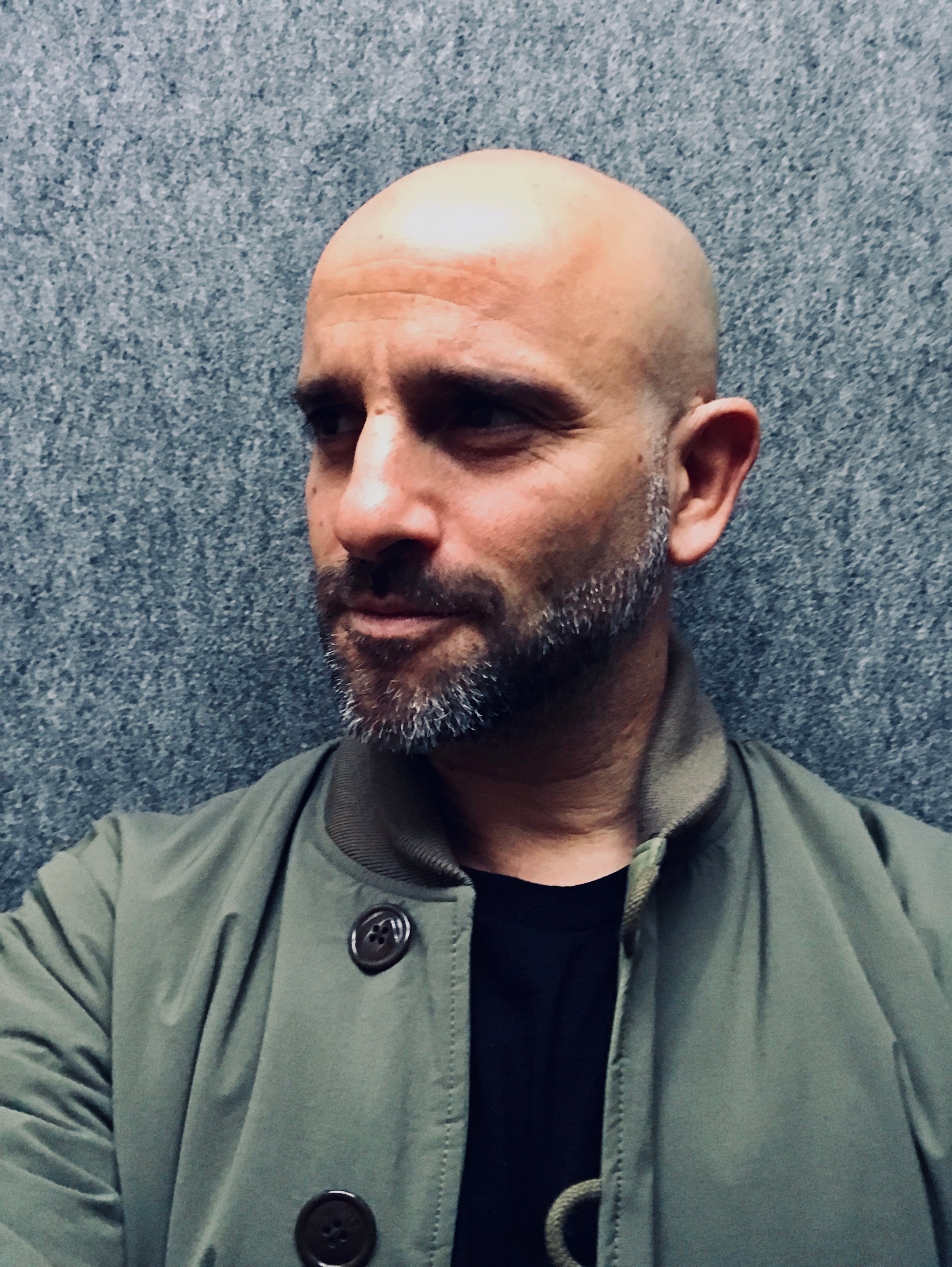 Mauro La Villa (maurolavilla) Farcaster social identity (Fname handle) PFP