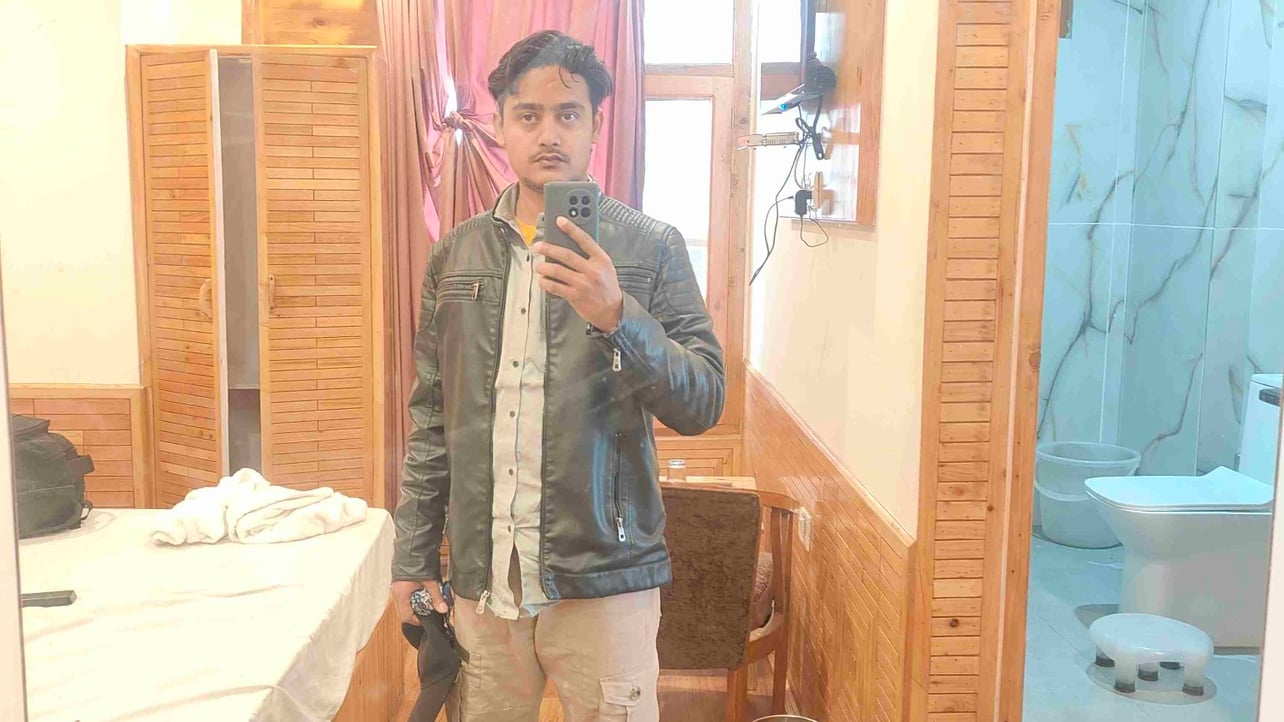 Rohan Alex (imzar13) Farcaster social identity (Fname handle) PFP