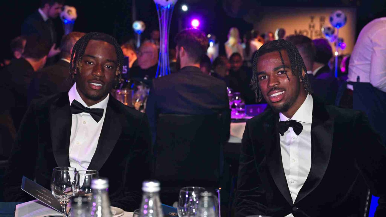 sleeky.linea.eth Linea Name Service (.linea.eth domains) based on ENS PFP