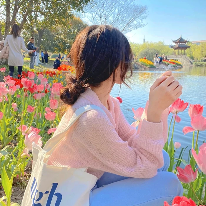 AquaArtiste (rdsghdf) Farcaster social identity (Fname handle) PFP