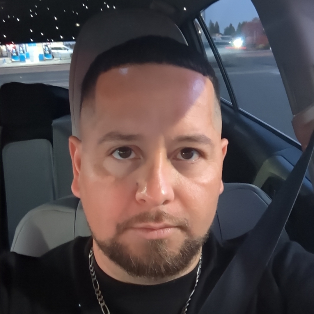 Eddie ββ¨-β¨ π²π½ pfp
