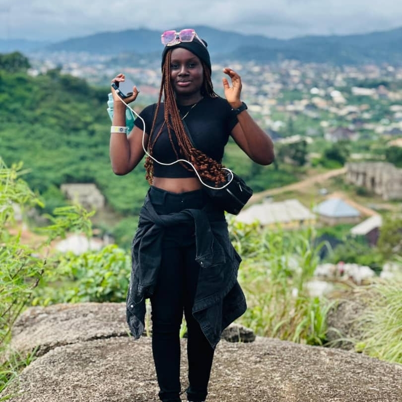 Joanita King👑 pfp