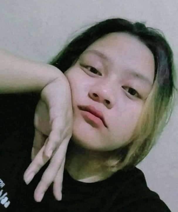 Irawati22 pfp