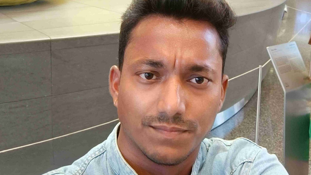 Sarwar Azad pfp