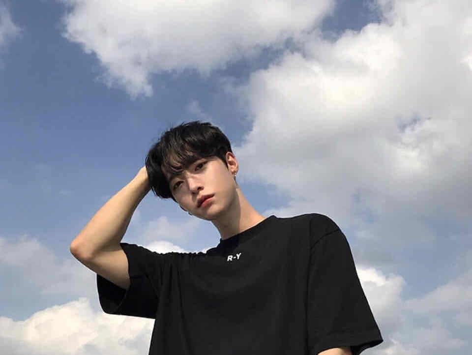 Hiroshi Nelson (breathy0d) Farcaster social identity (Fname handle) PFP