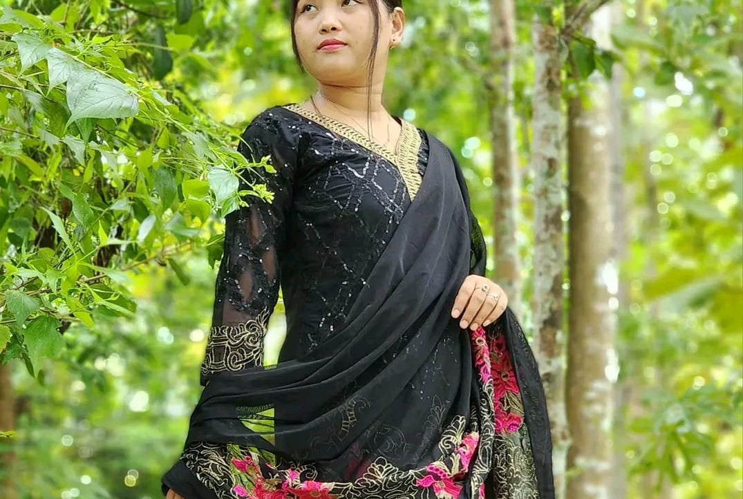 Priya Ckz pfp