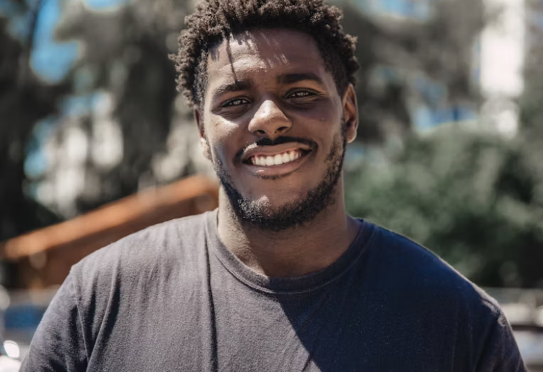 MelodyMaestro (owensbeckett) Farcaster social identity (Fname handle) PFP