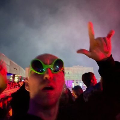 Leeds (leeds) Farcaster social identity (Fname handle) PFP