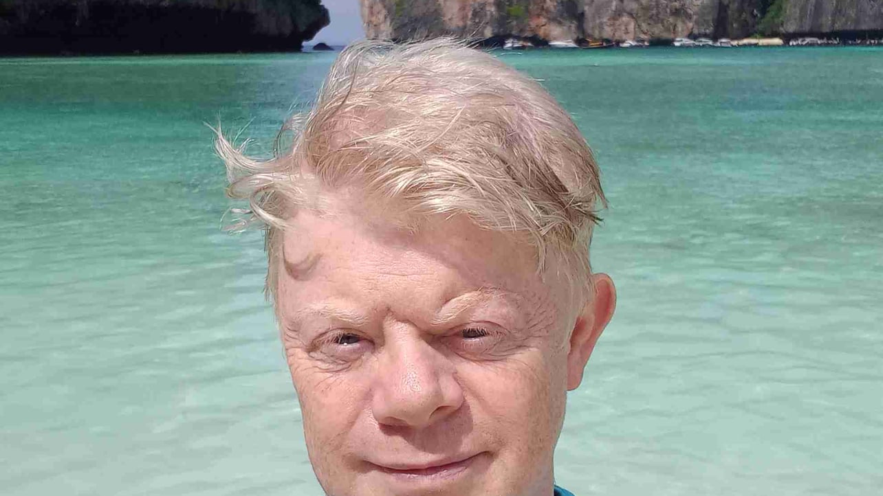 Clinton (clinton76) Farcaster social identity (Fname handle) PFP