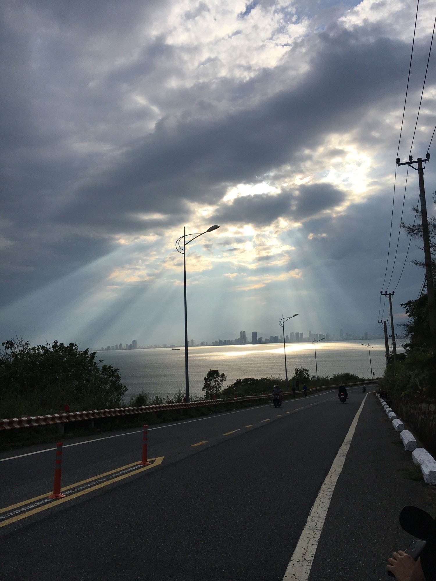 https://imagedelivery.net/BXluQx4ige9GuW0Ia56BHw/97567c70-ea95-4b60-b8af-f1b35757d900/original