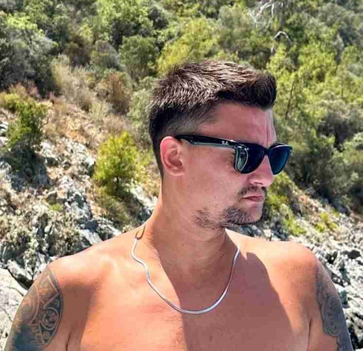 dodisarachi "base.eth" (dodisarachi) Farcaster social identity (Fname handle) PFP