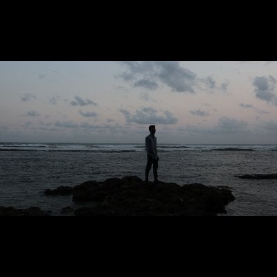 Lux ︱ (rsh47) Farcaster social identity (Fname handle) PFP