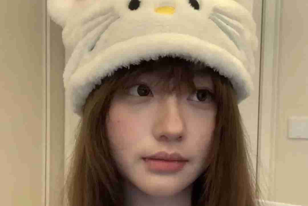 Kendra (kendrae) Farcaster social identity (Fname handle) PFP